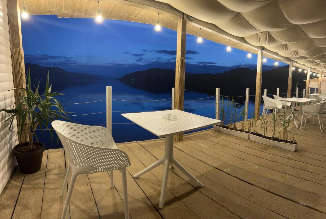 La Pescador Dd Hotel Berzasca Luaran gambar